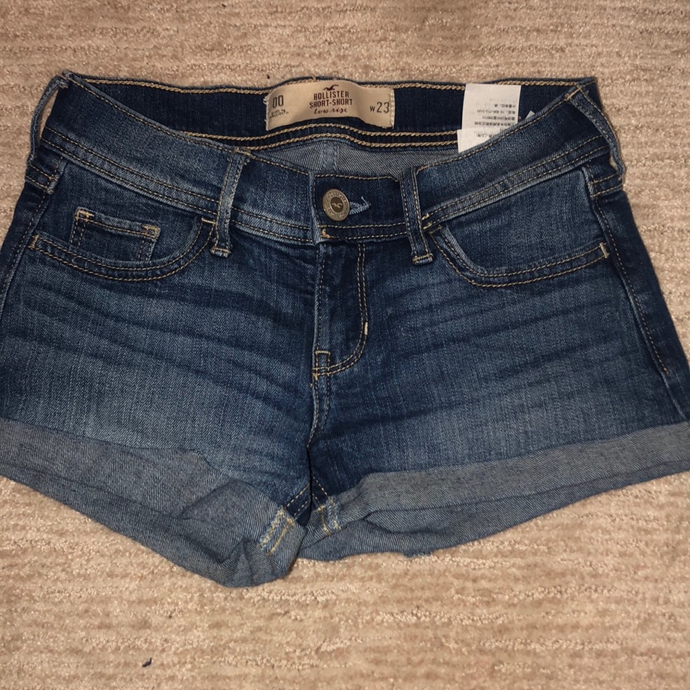 Hollister short-short low rise